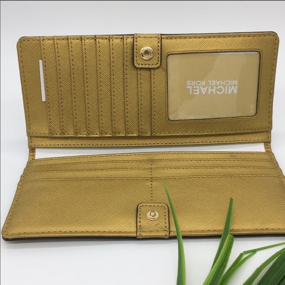 Michael Kors Jet Set Travel Md Flt Slm Bfl… - Picture 14 of 16